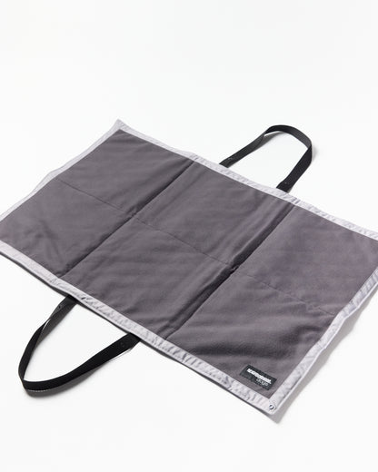 NH x MAGIC HOUSE . DOG MAT BAG